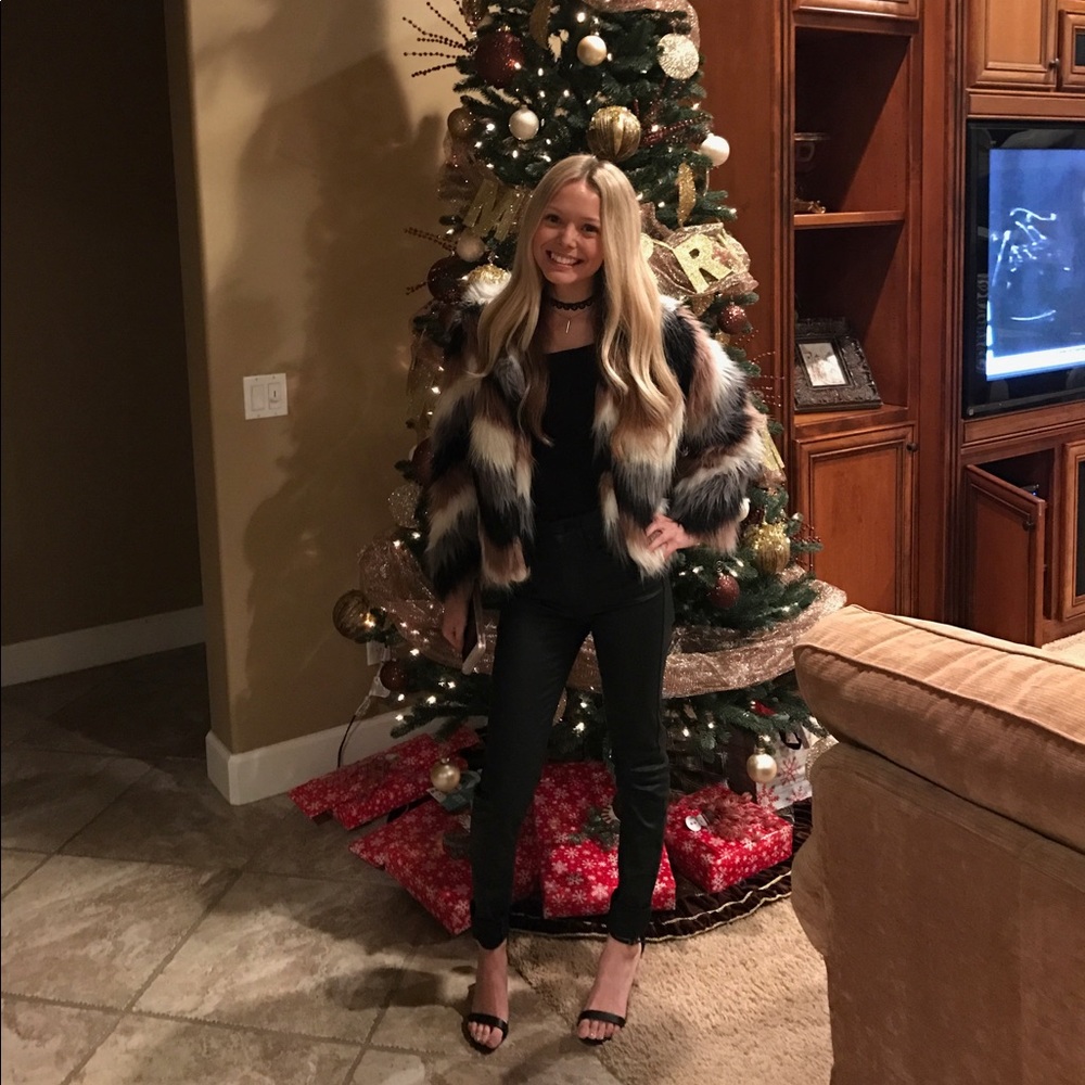Faux Fur Cropped Coat